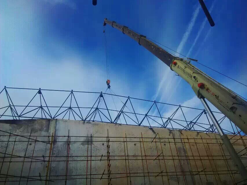 德兴食堂网架结构工程