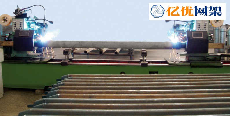 德兴网架杆件焊接